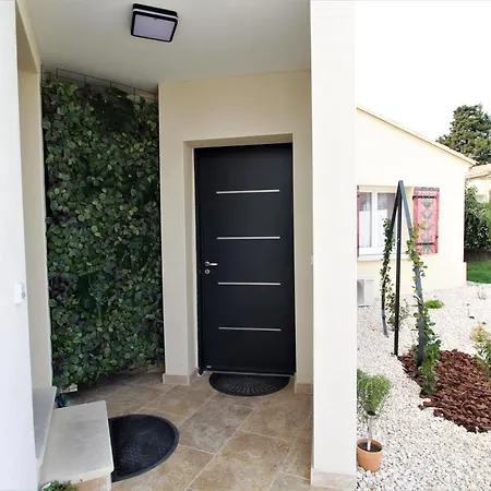 Les Bastidons De L'Isle - Le Saumane - 3 Etoiles Apartment Exterior photo